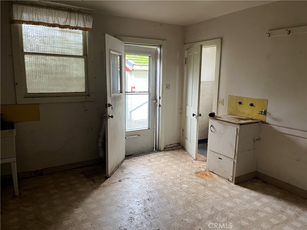 4215 Stephens Road Property Photo 14