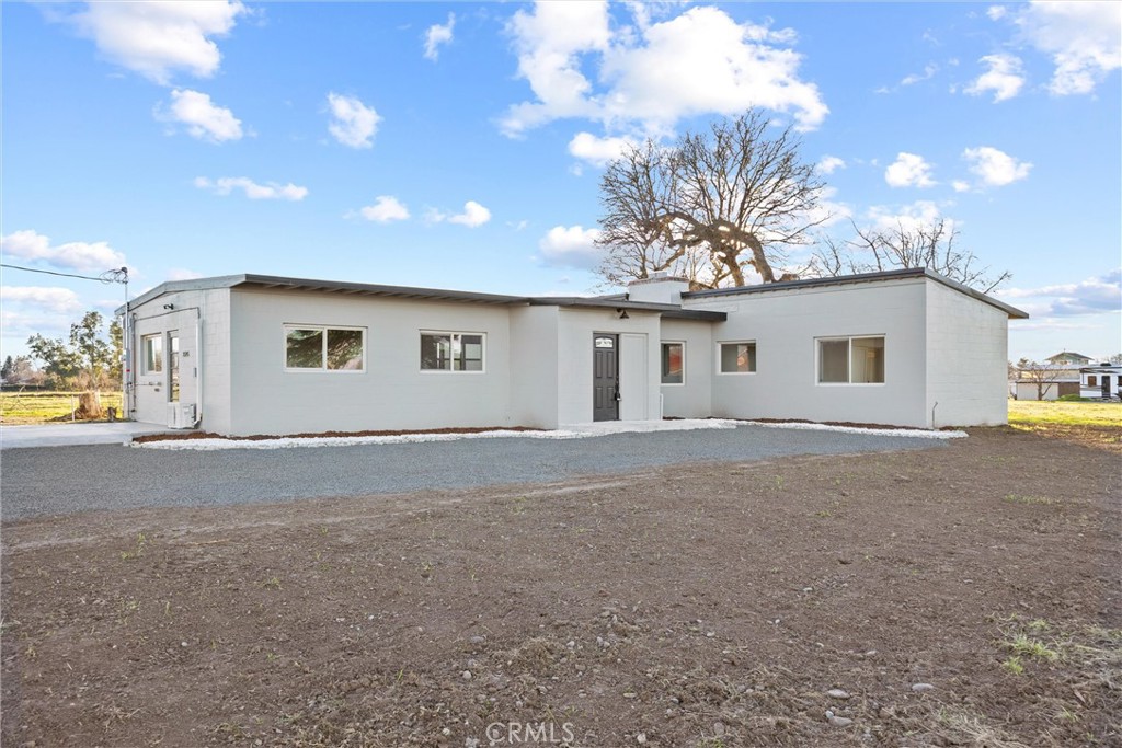 25245 2nd Avenue Property Photo 1