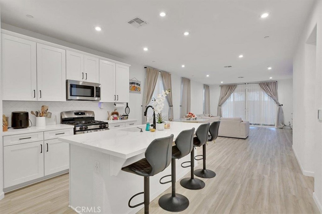 2064 Englebright Way Property Photo 8
