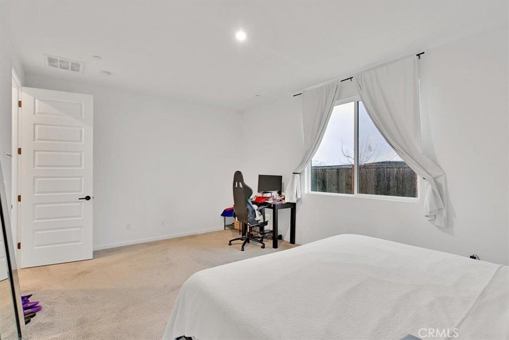 2064 Englebright Way Property Photo 19