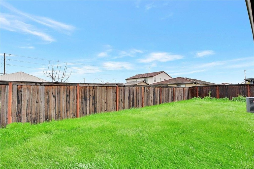 2064 Englebright Way Property Photo 24