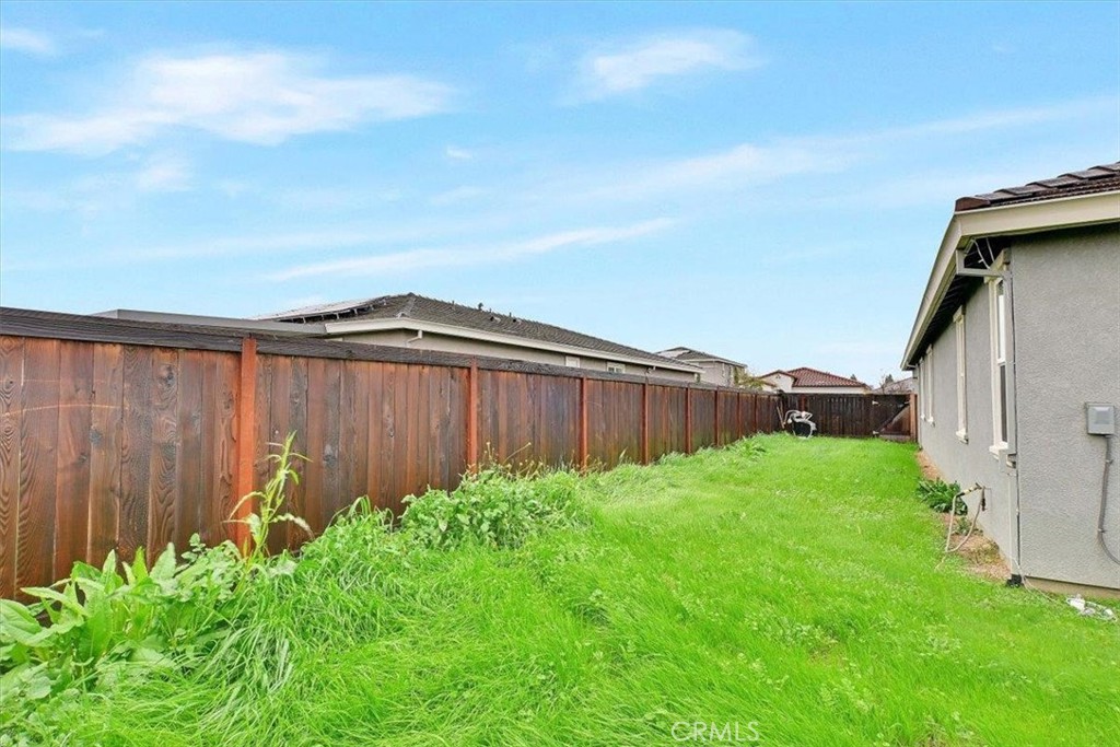 2064 Englebright Way Property Photo 26