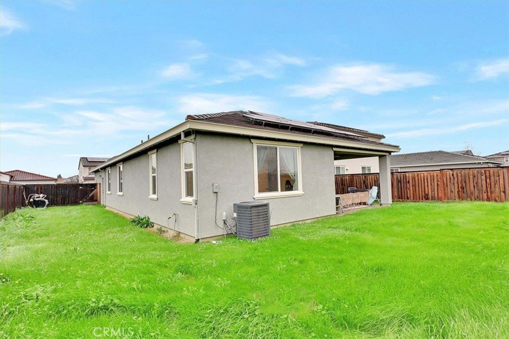 2064 Englebright Way Property Photo 27