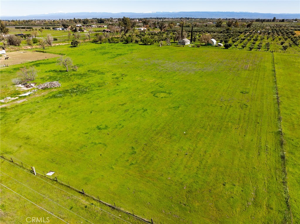 2761 Hwy 99w Property Photo 13