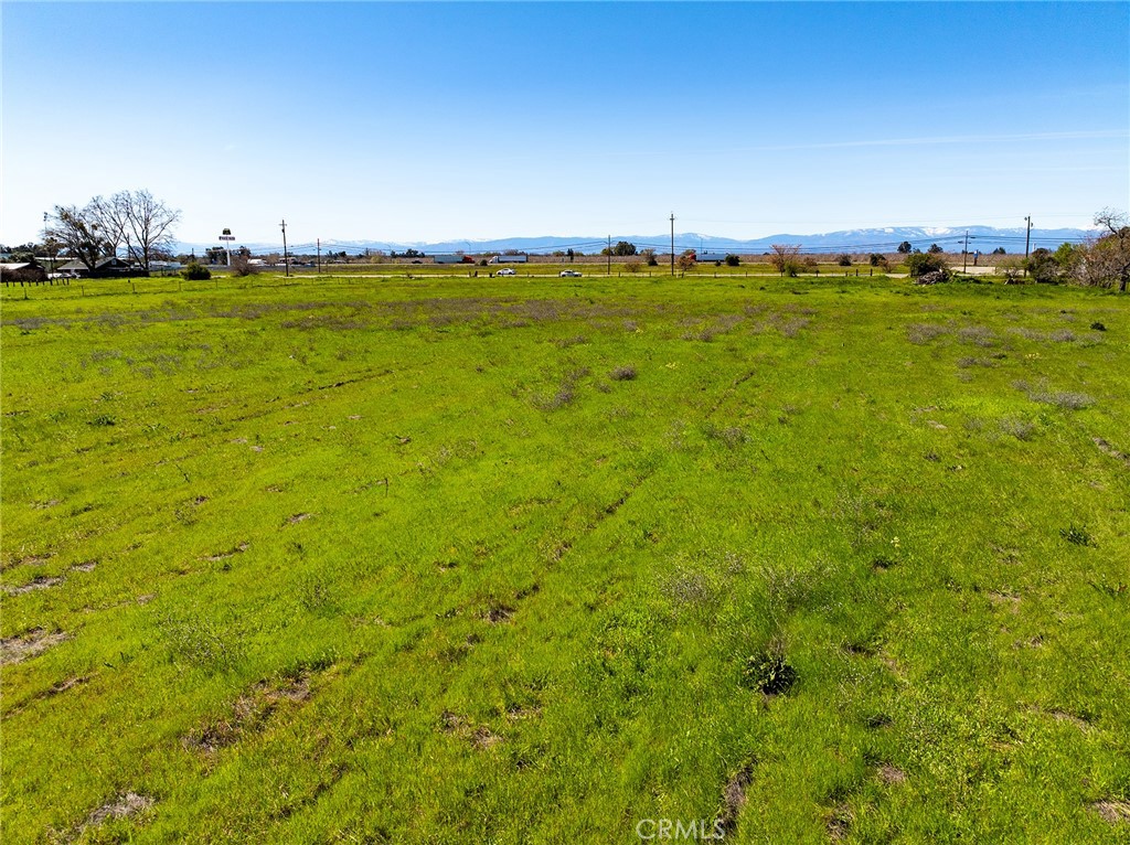 2761 Hwy 99w Property Photo 16