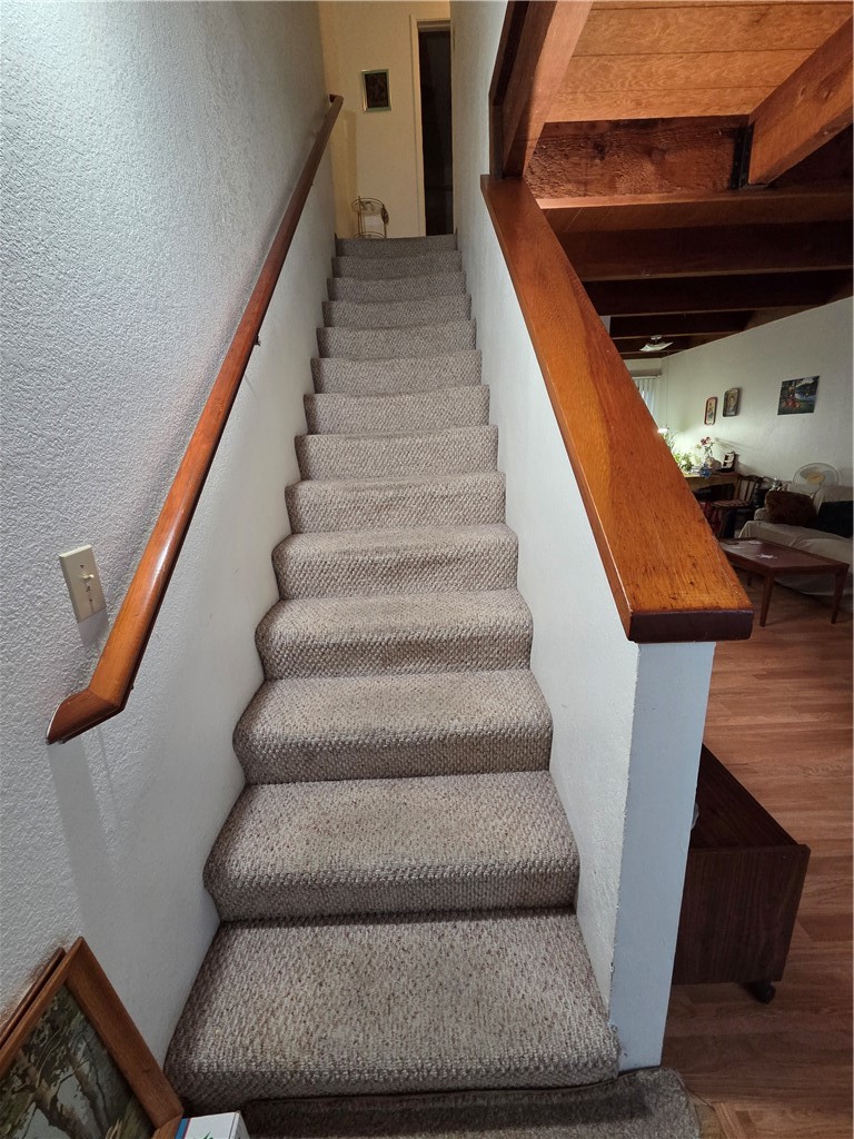 565 North Street Property Photo 11