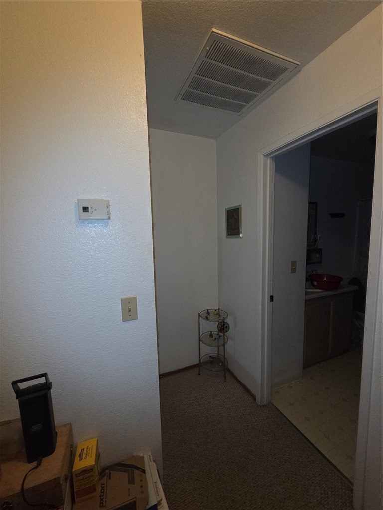 565 North Street Property Photo 14