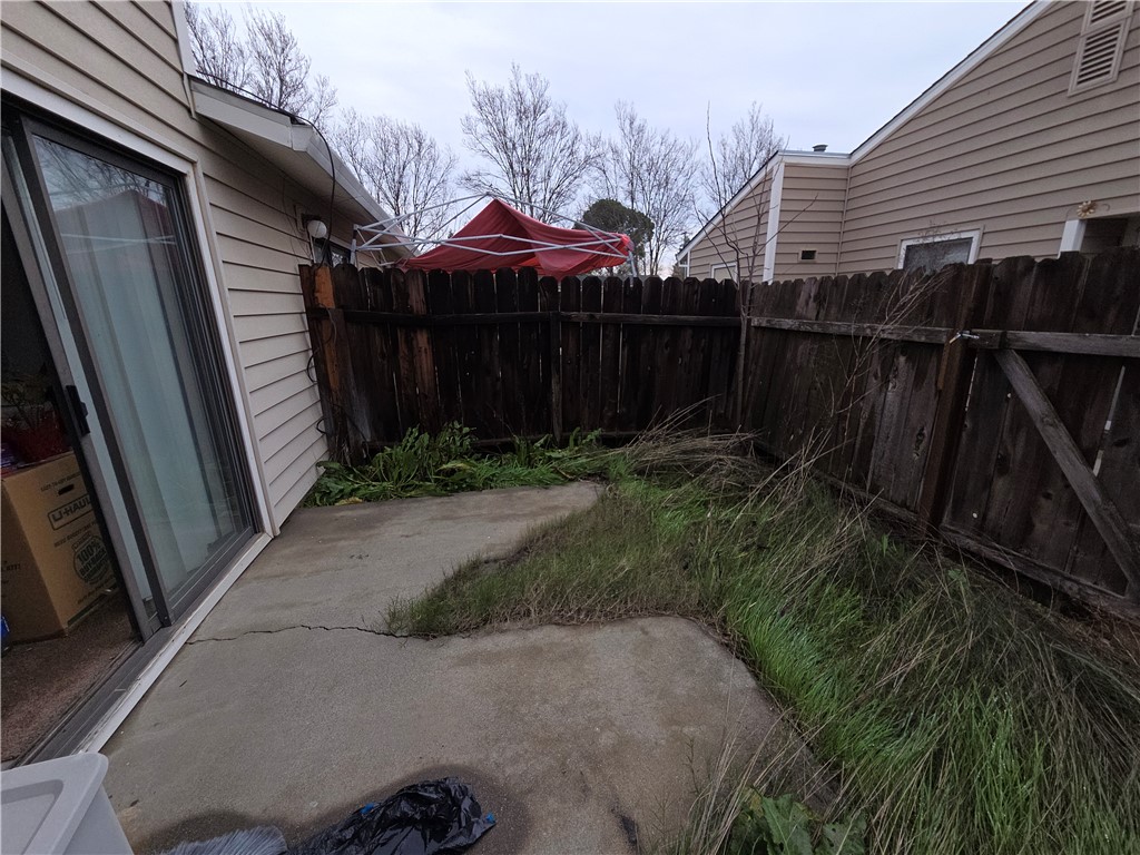 573 North Street Property Photo 24
