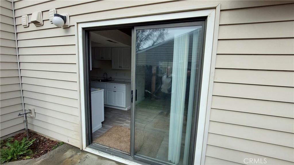 573 North Street Property Photo 29