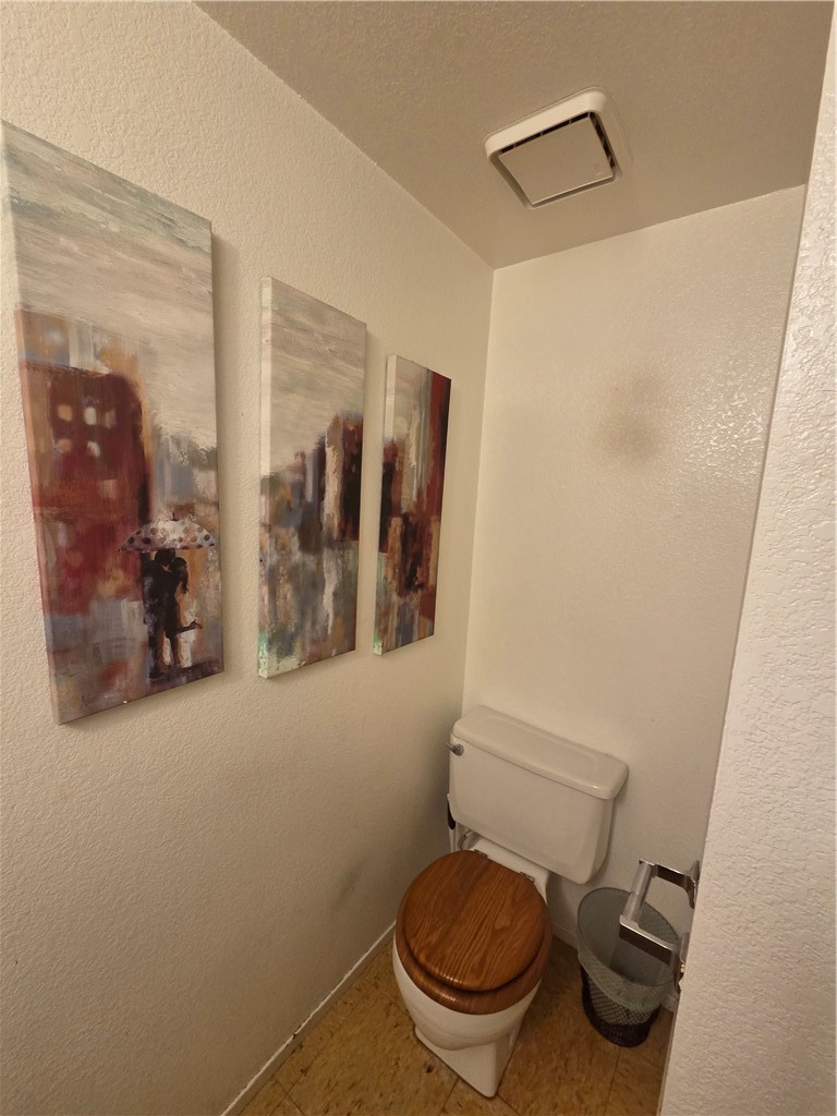 633 North Street Property Photo 8