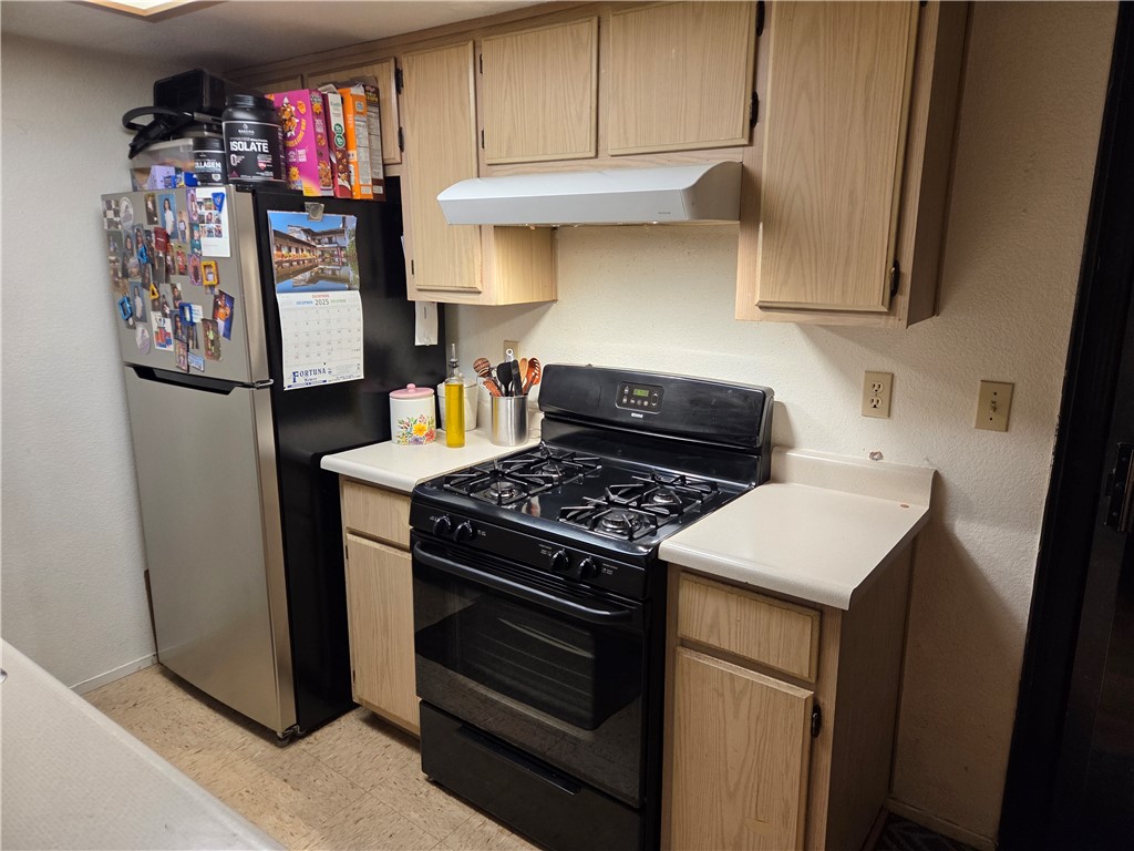 633 North Street Property Photo 12
