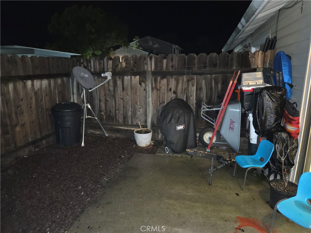633 North Street Property Photo 23