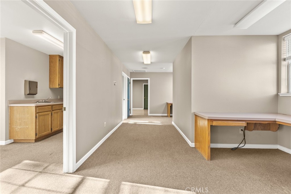 10 Governors Lane Property Photo 6