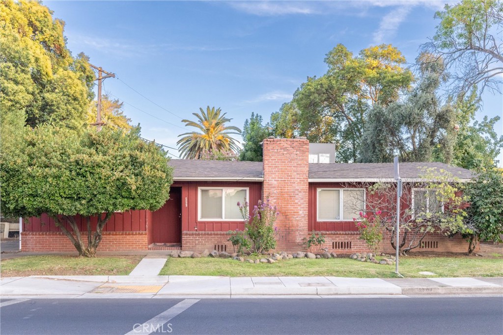 559 East Property Photo 1