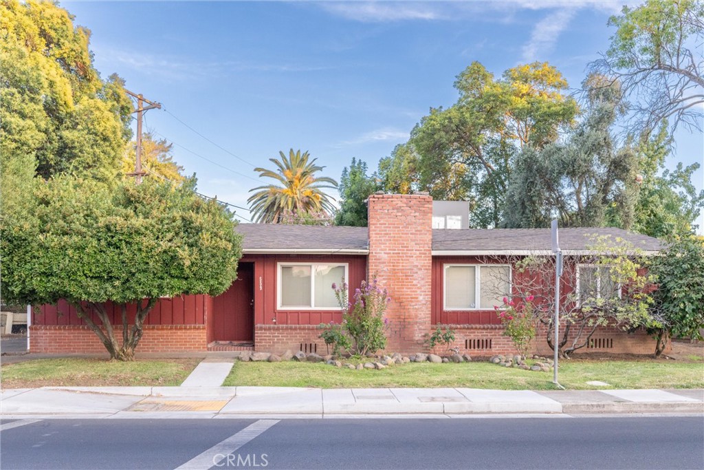 559 East Property Photo 1