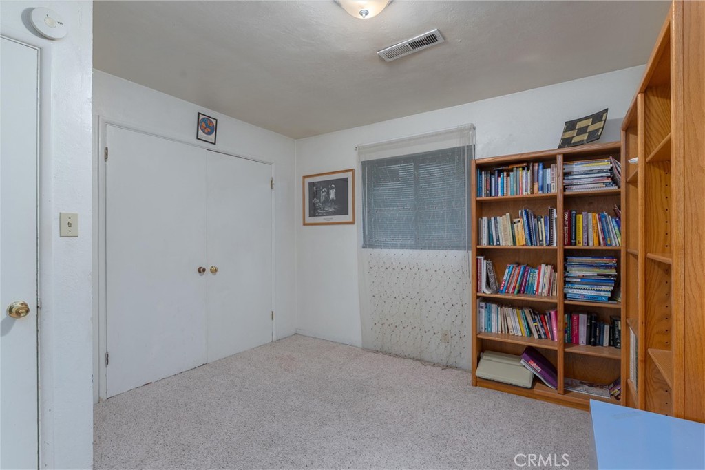 559 East Property Photo 18