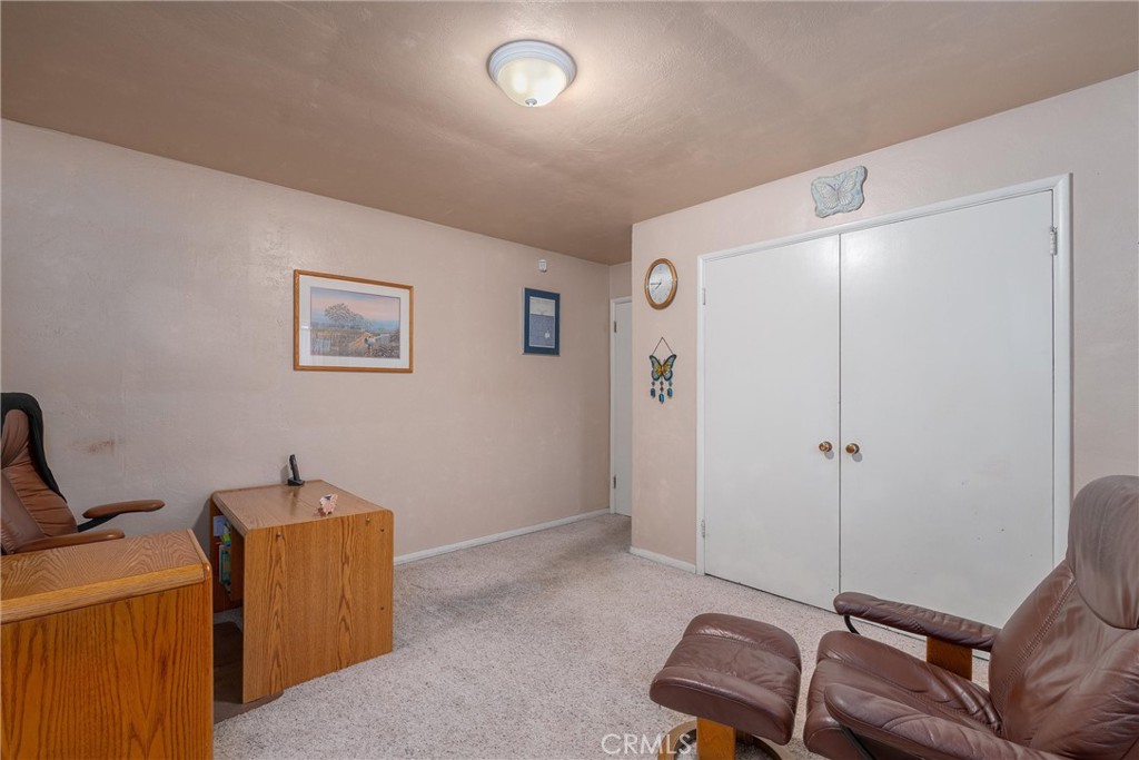 559 East Property Photo 21