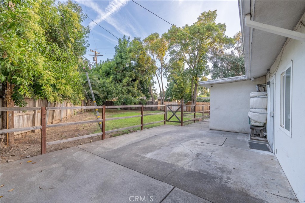 559 East Property Photo 22