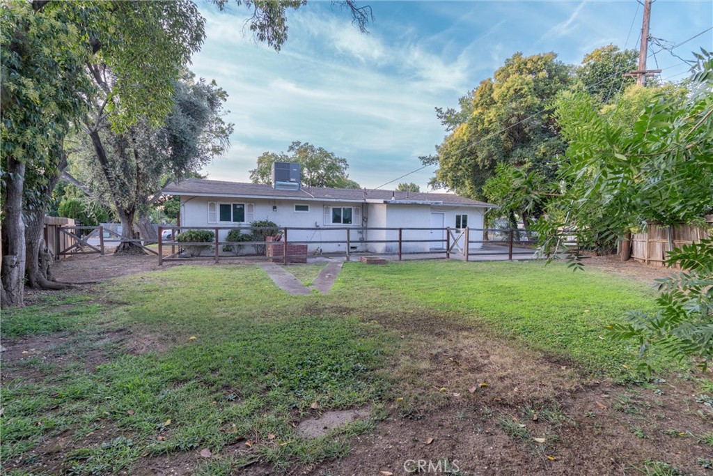 559 East Property Photo 27