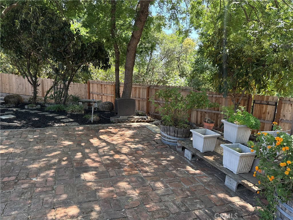149 Acacia Property Photo 36