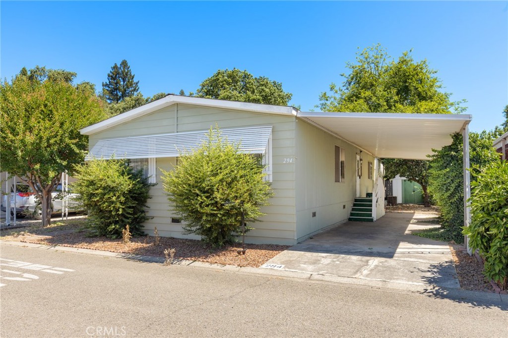 701 E Lassen Avenue 294 Property Photo 1