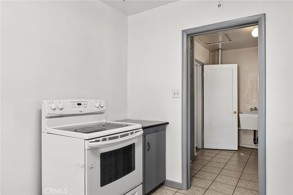 173 Connors Avenue Property Photo 23