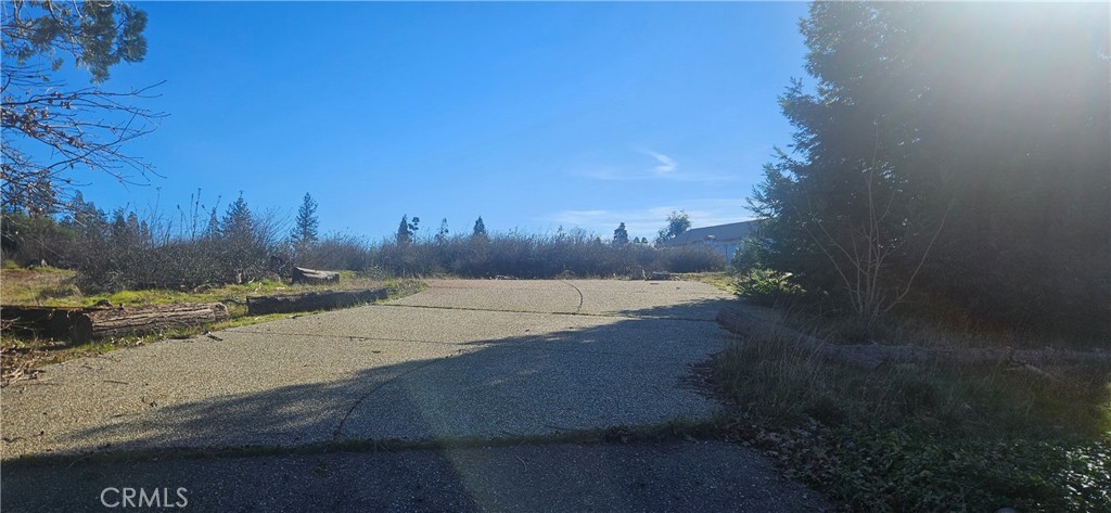 13694 W Park Property Photo 5