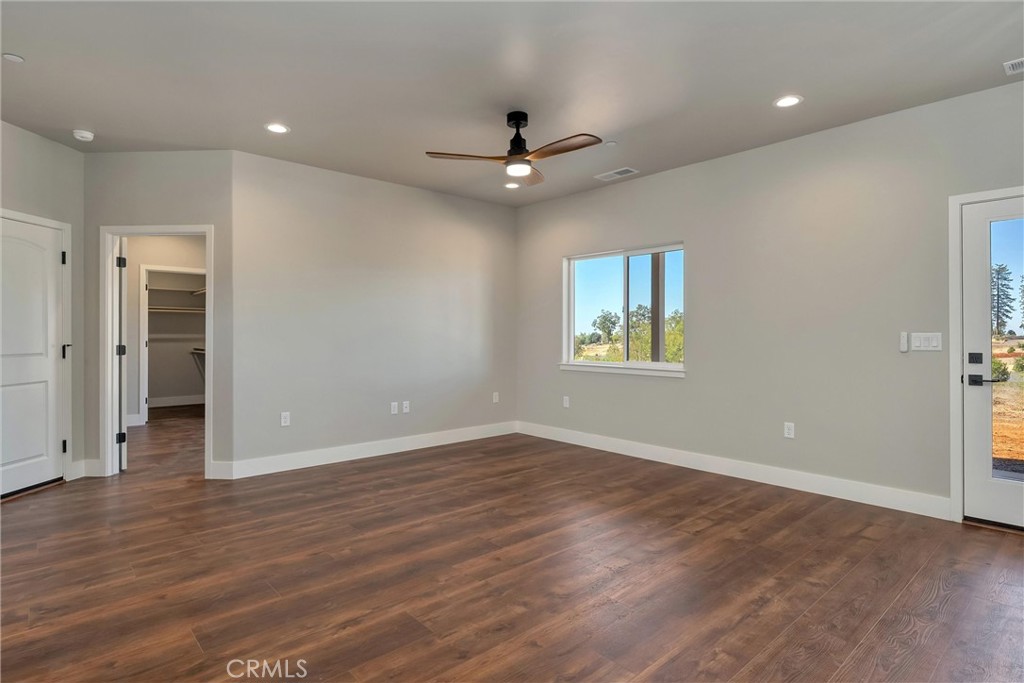 5801 Foster Road Property Photo 7