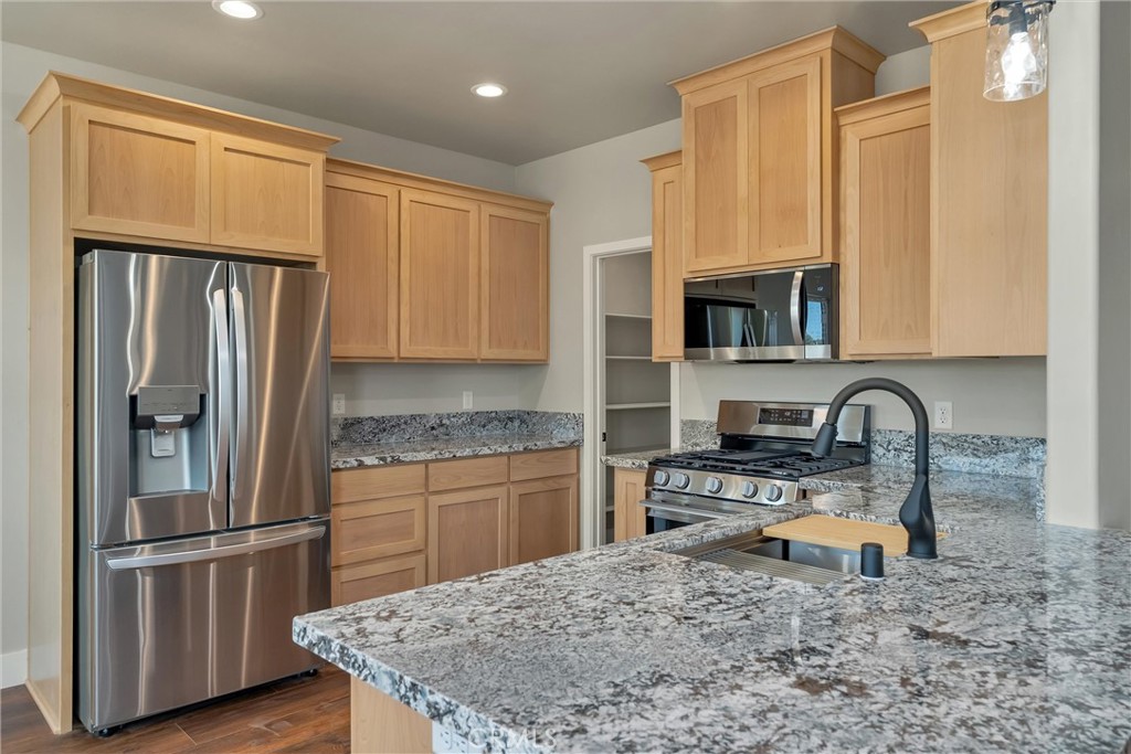 5801 Foster Road Property Photo 12