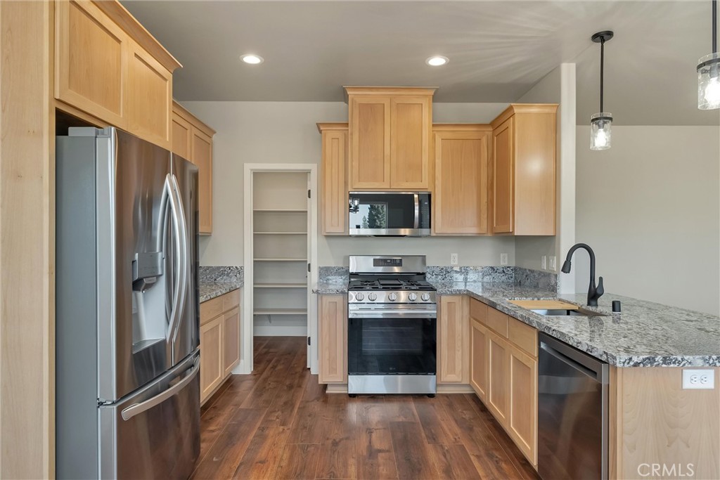5801 Foster Road Property Photo 13