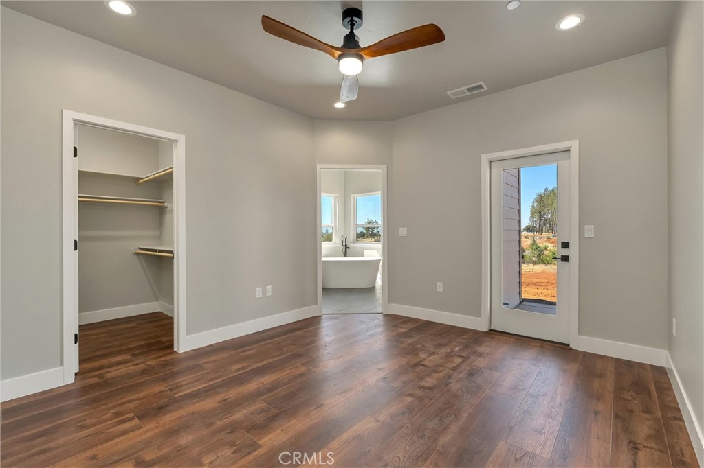 5801 Foster Road Property Photo 18