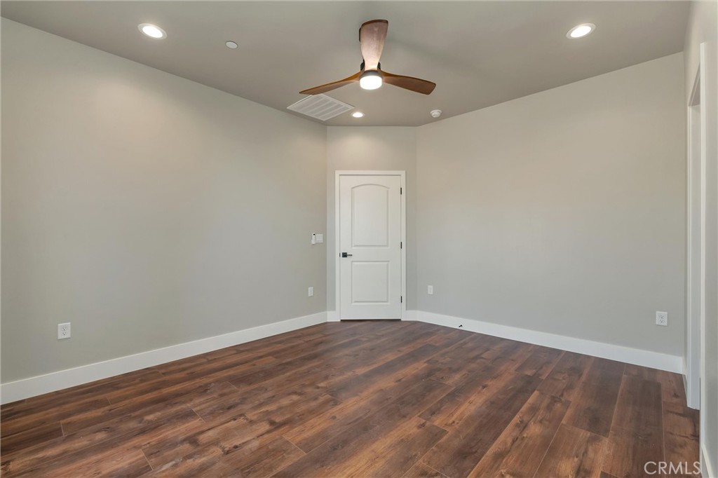 5801 Foster Road Property Photo 19