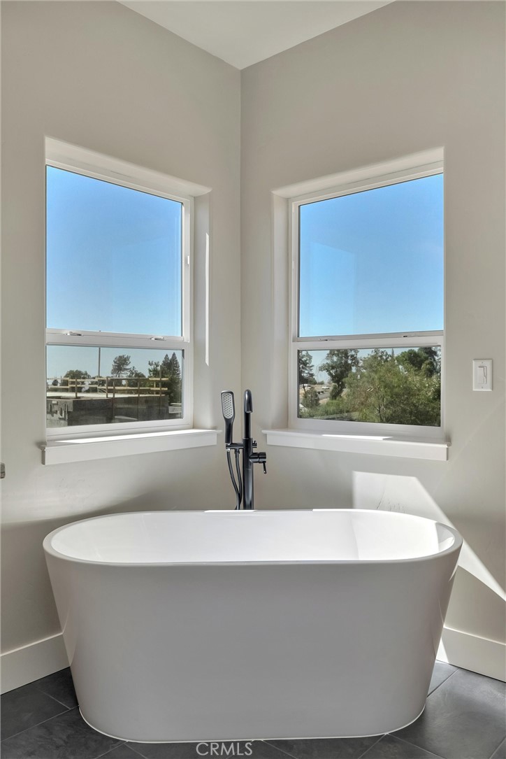 5801 Foster Road Property Photo 21