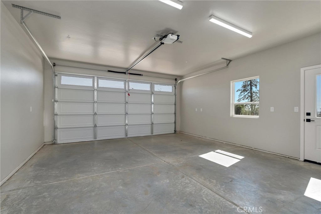 5801 Foster Road Property Photo 31