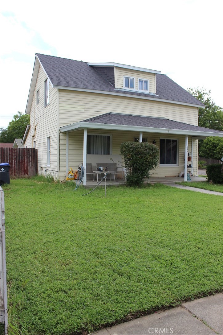 855 Johnson Property Photo 3