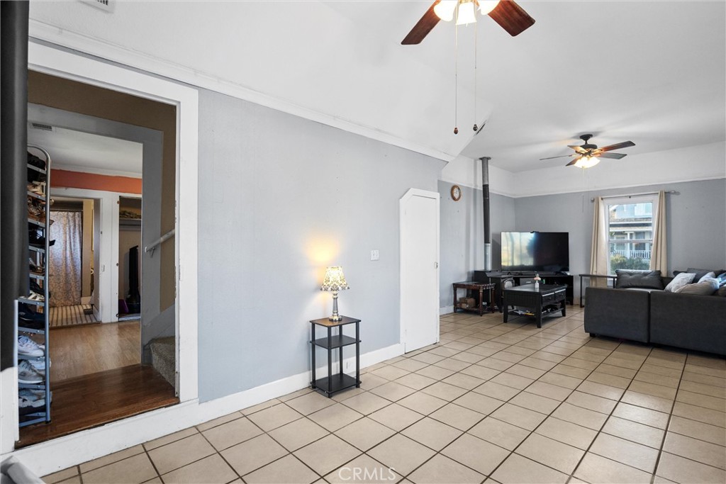 855 Johnson Property Photo 15