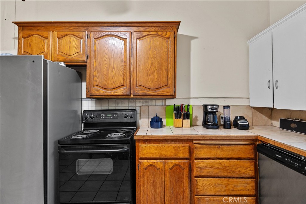 855 Johnson Property Photo 18