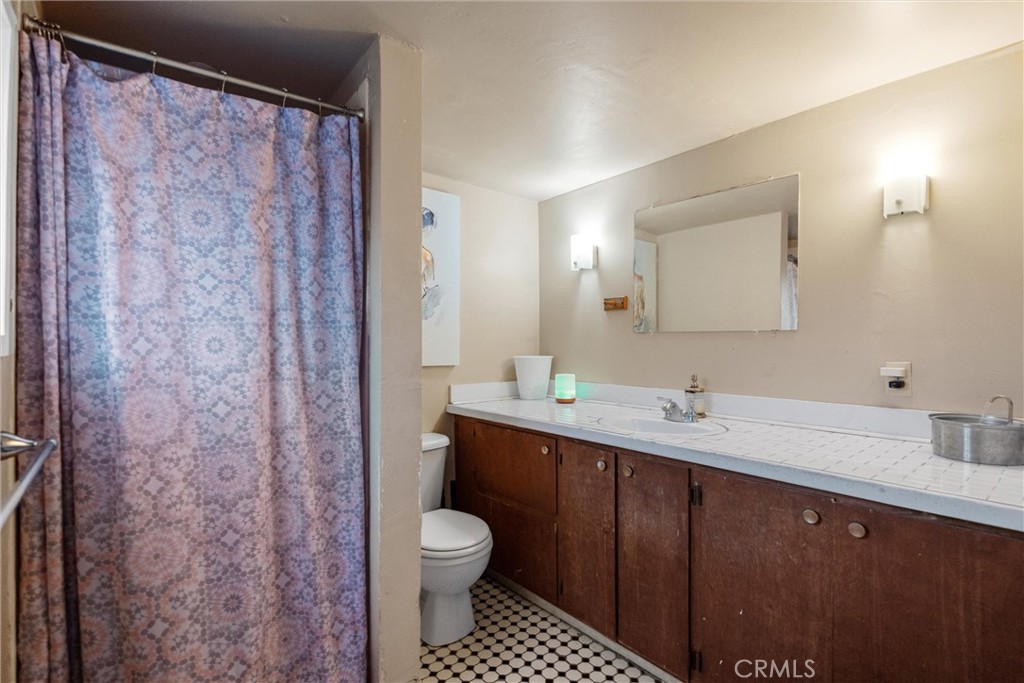 855 Johnson Property Photo 26