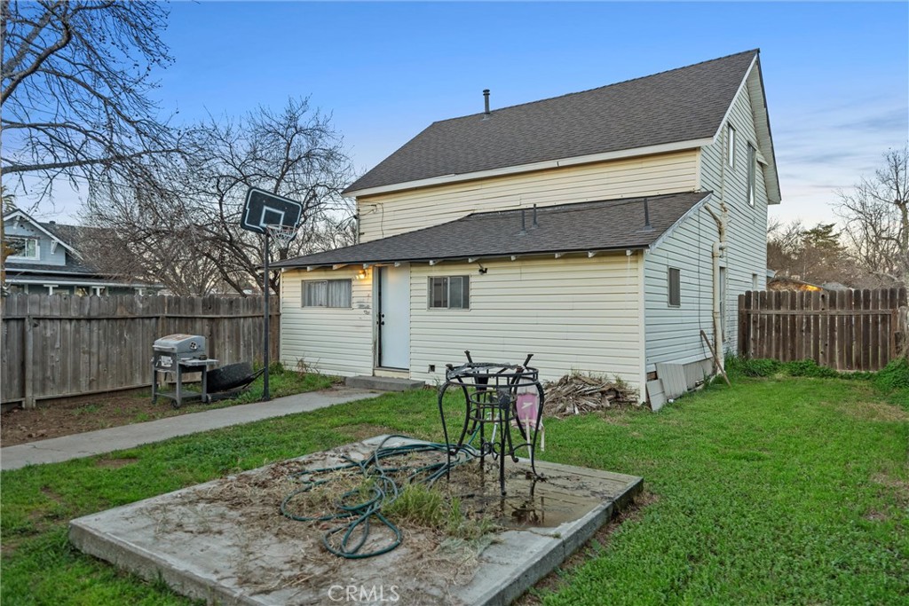 855 Johnson Property Photo 38