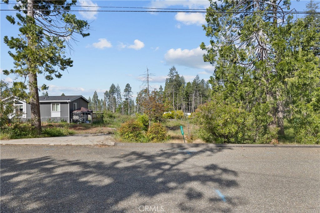 13959 Jarvis Circle Property Photo 2