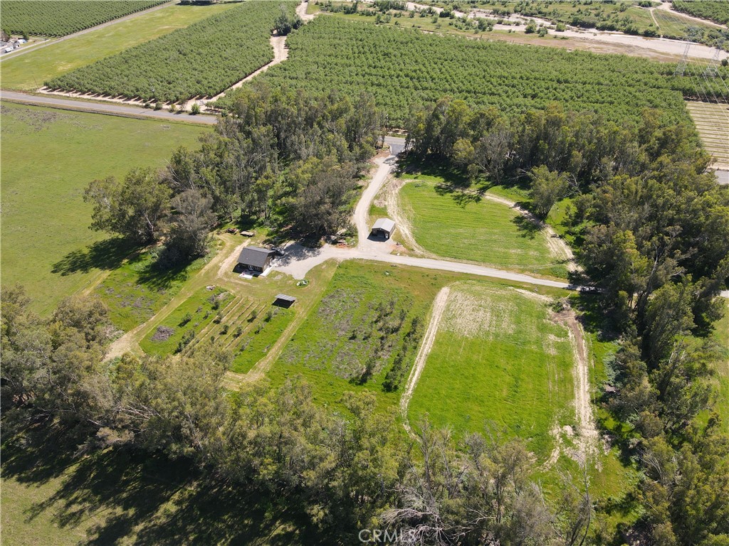 20506 Corning Property Photo 9