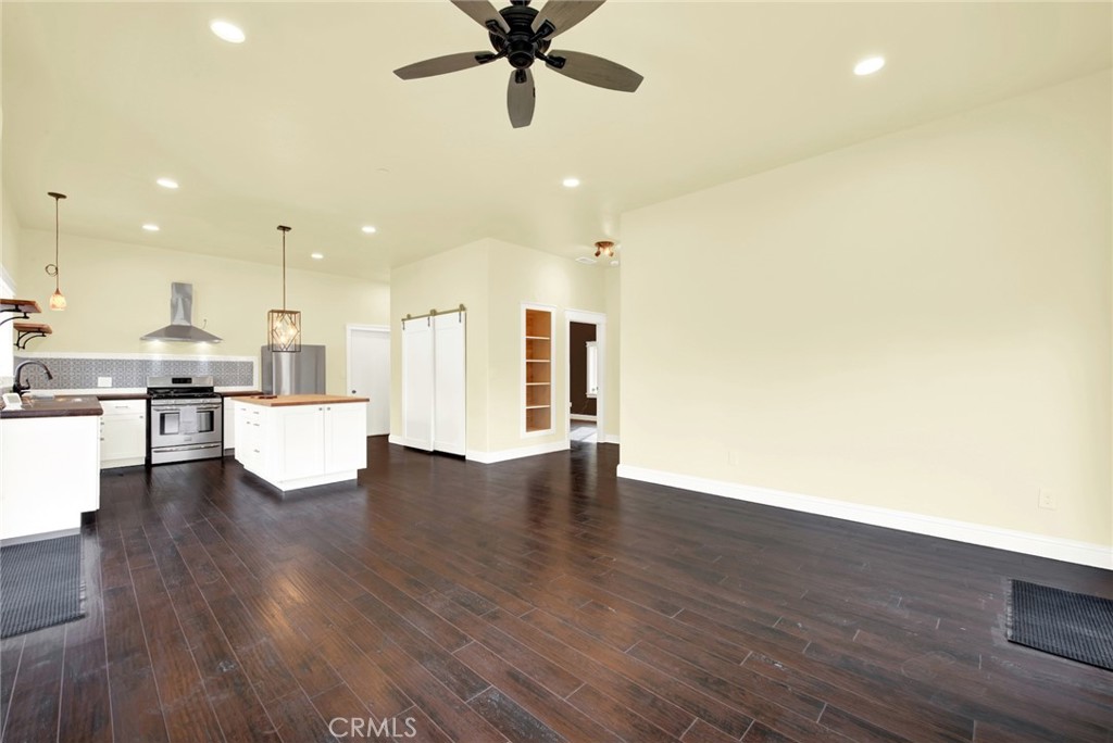 20506 Corning Property Photo 14