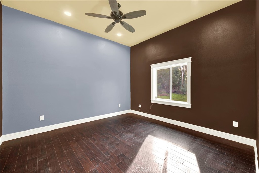 20506 Corning Property Photo 31