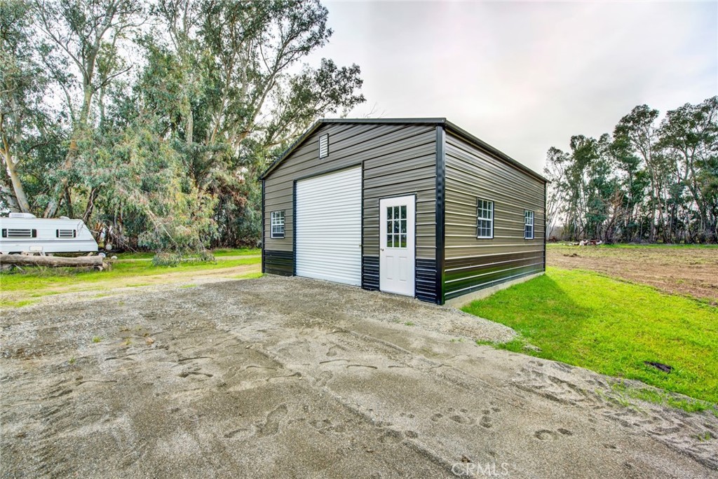 20506 Corning Property Photo 36