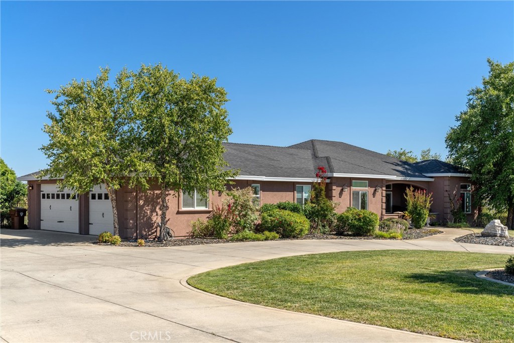 104 Tuscan Drive Property Photo 3