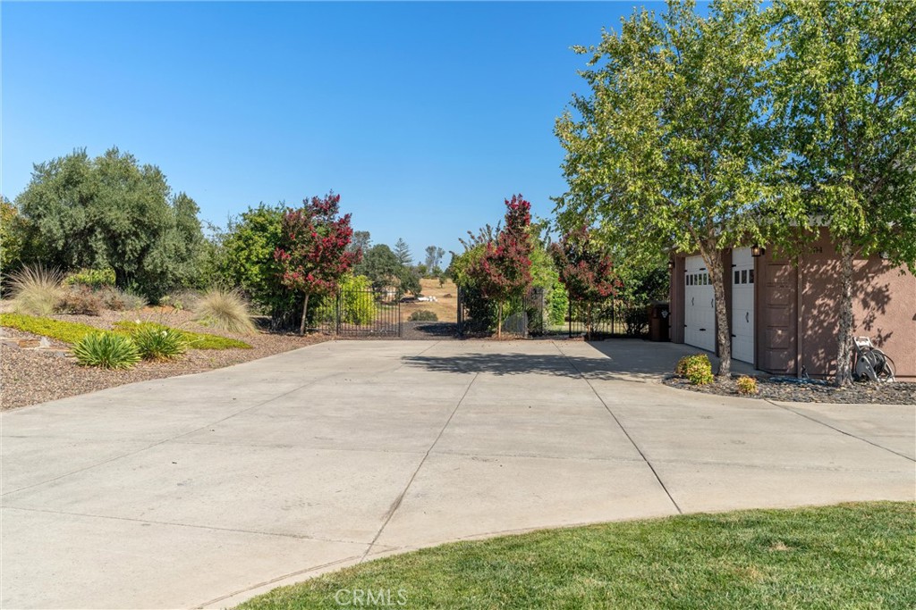 104 Tuscan Drive Property Photo 45