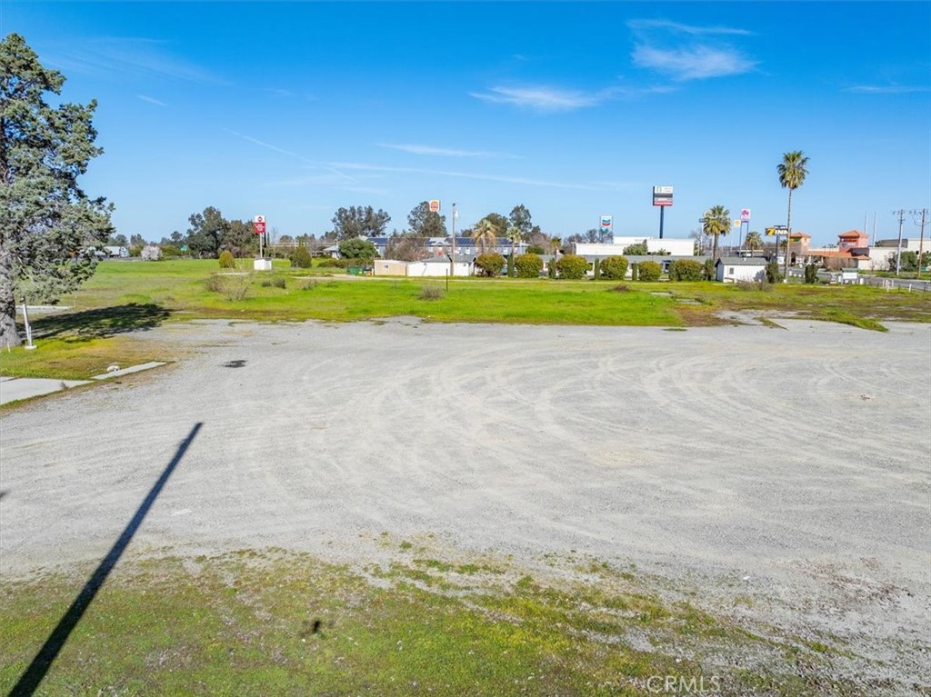 1075 99w Property Photo 8