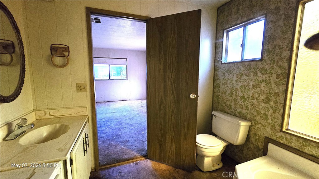 6330 Amherst Property Photo 16