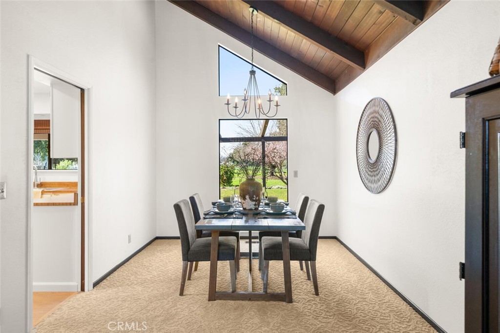 1041 Washington Property Photo 18