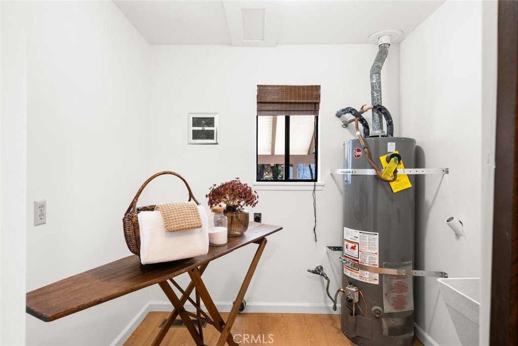 1041 Washington Property Photo 44